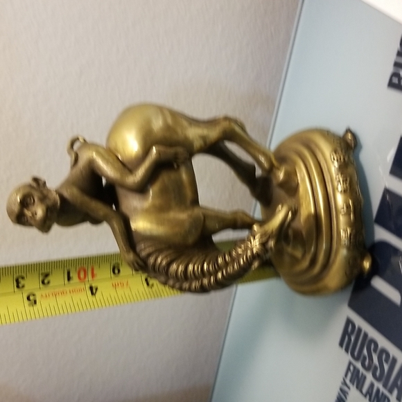 Statue - Picture 5 of 5